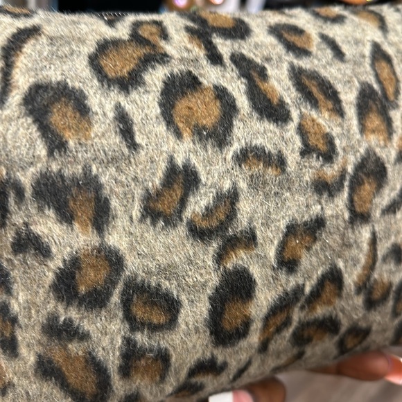 A Vegan animal print clutch with a shoulder strap - Picture 8 of 11